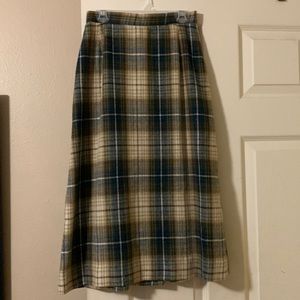 Garland brand plaid skirt mid calf length size 0-2